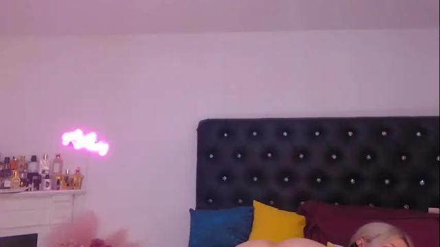 Image 6 of missycrystal Stream on Chaturbate on 1 month ago