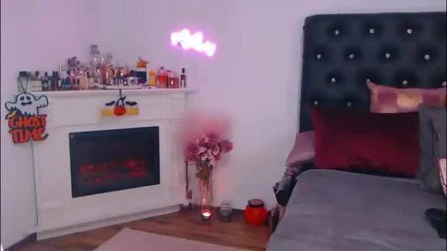 Image 11 of missycrystal Stream on Chaturbate on 4 days ago