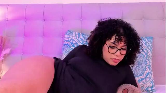 Image 6 of missygainer Stream on Chaturbate on 9 days ago