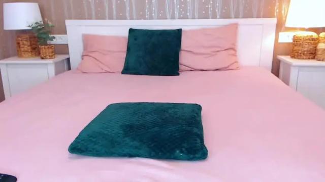 Image 11 of missyhottxx Stream on Chaturbate on 16 months ago
