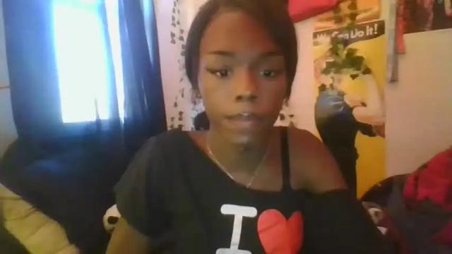 Image 10 of missymixingmiss Stream on Chaturbate on 18 months ago