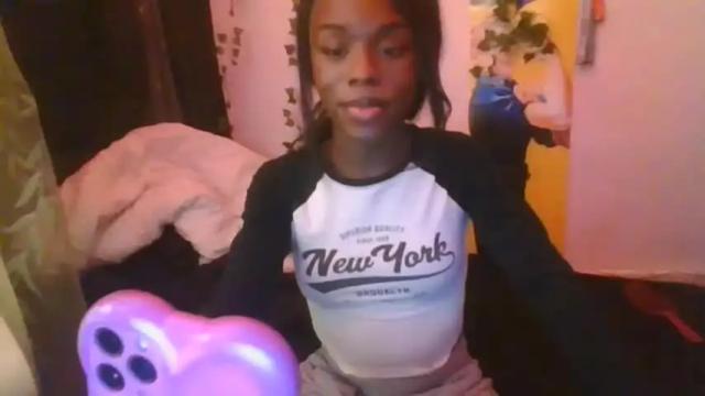 Image 7 of missymixingmiss Stream on Chaturbate on 23 months ago