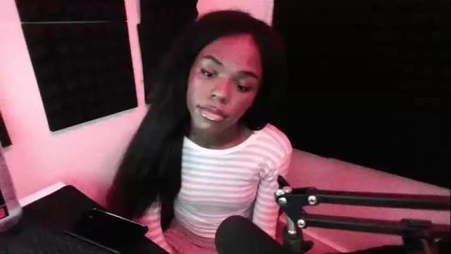 Image 10 of missymixingmiss Stream on Chaturbate on 2 months ago