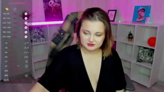 Image 2 of misti_bright Stream on Chaturbate on 15 months ago
