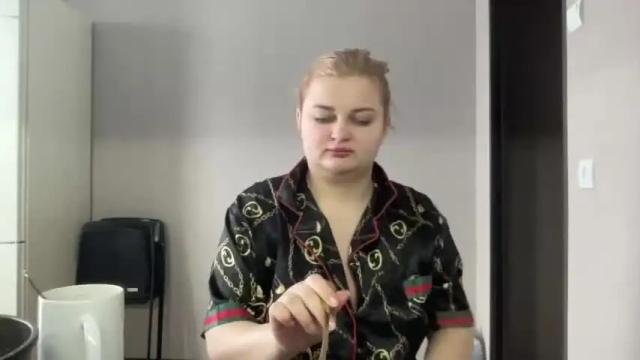 Image 7 of misti_bright Stream on Chaturbate on 15 months ago