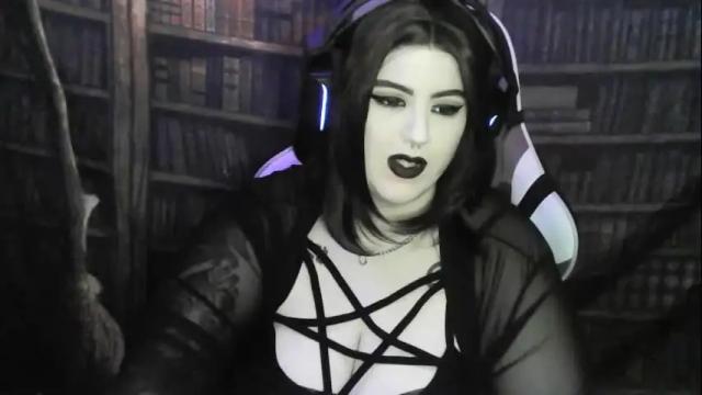 Image 3 of mistress_amelia_x Stream on Chaturbate on 19 months ago