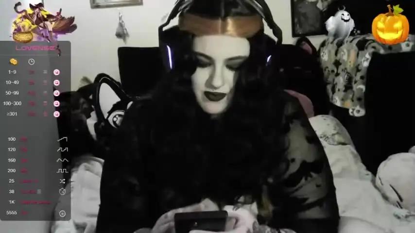 mistress_amelia_x Chaturbate