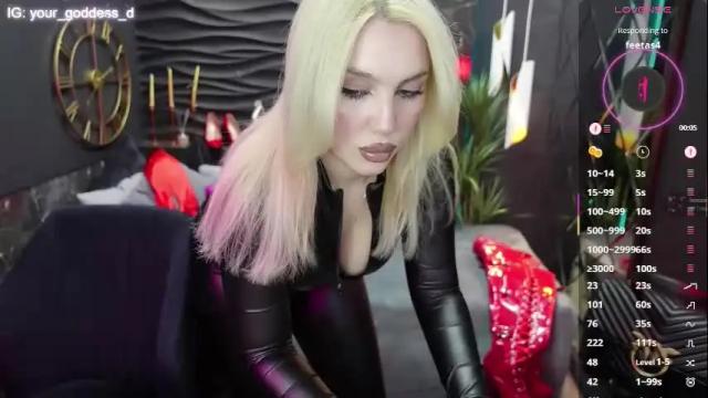Image 12 of mistress_darsy Stream on Chaturbate on 1 month ago