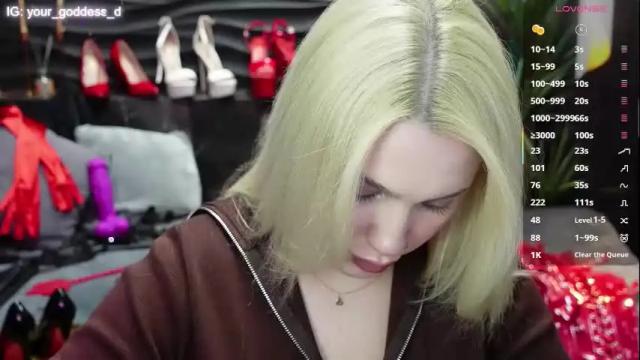 Image 2 of mistress_darsy Stream on Chaturbate on 1 month ago