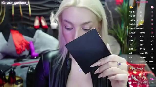 Image 8 of mistress_darsy Stream on Chaturbate on 27 days ago