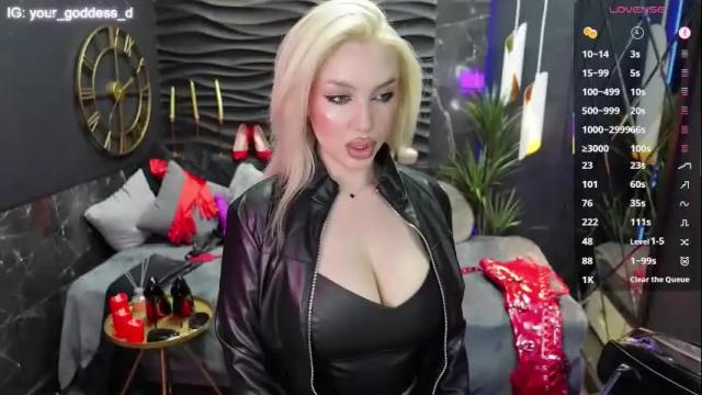 Image 12 of mistress_darsy Stream on Chaturbate on 29 days ago