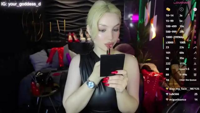 Image 4 of mistress_darsy Stream on Chaturbate on 20 days ago