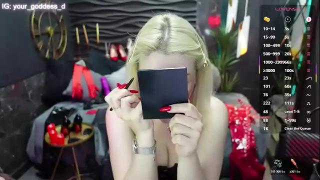 Image 7 of mistress_darsy Stream on Chaturbate on 7 days ago