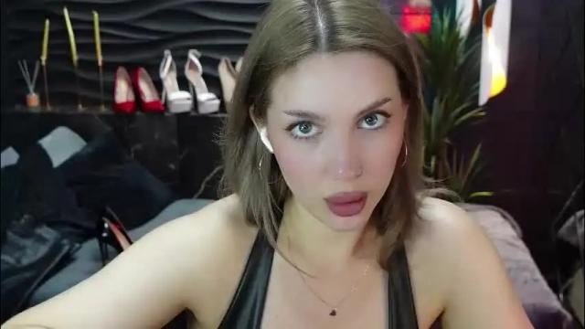 Image 8 of mistress_darsy Stream on Chaturbate on 2 months ago