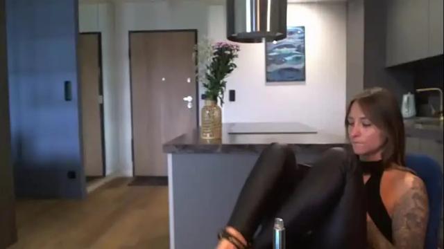 Image 10 of mistress_kasandrra Stream on Chaturbate on 5 days ago