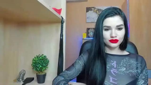 Image 2 of mistress_kristi Stream on Chaturbate on 13 months ago