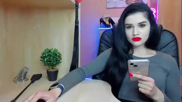 Image 8 of mistress_kristi Stream on Chaturbate on 4 days ago