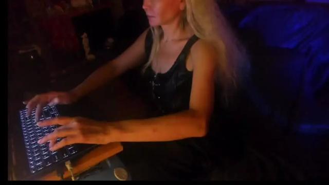 Thumbnail 2, mistress_luan's Stream at Chaturbate, 18 months ago