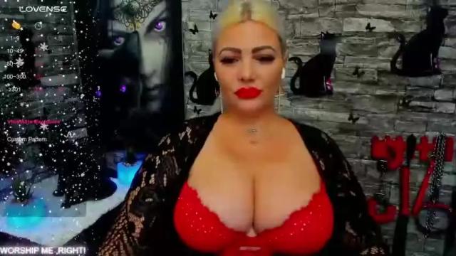 Image 11 of mistress_marilyn Stream on Chaturbate on 15 months ago