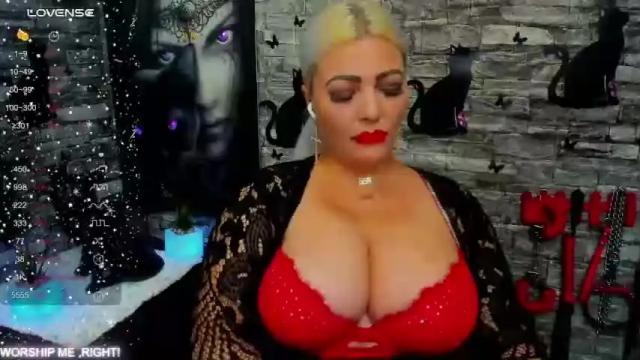Image 12 of mistress_marilyn Stream on Chaturbate on 15 months ago