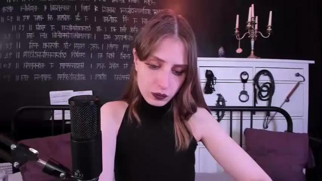 Image 2 of mistress_marlene Stream on Chaturbate on 24 days ago