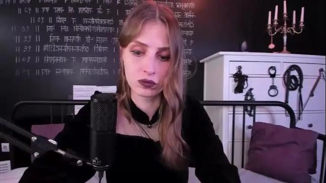Image 2 of mistress_marlene Stream on Chaturbate on 23 days ago