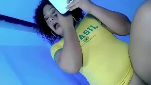 Image 2 of mistress_marta69 Stream on Chaturbate on 1 month ago
