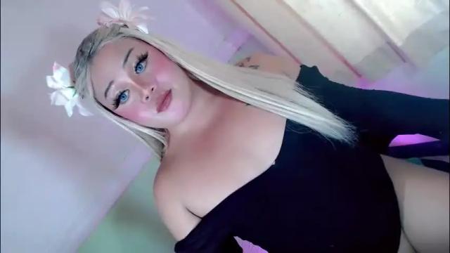 Image 3 of mistress_marta69 Stream on Chaturbate on 1 month ago