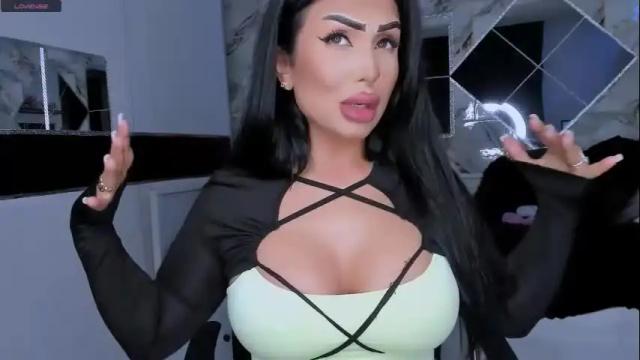 Image 12 of mistress_meryem Stream on Chaturbate on 1 month ago