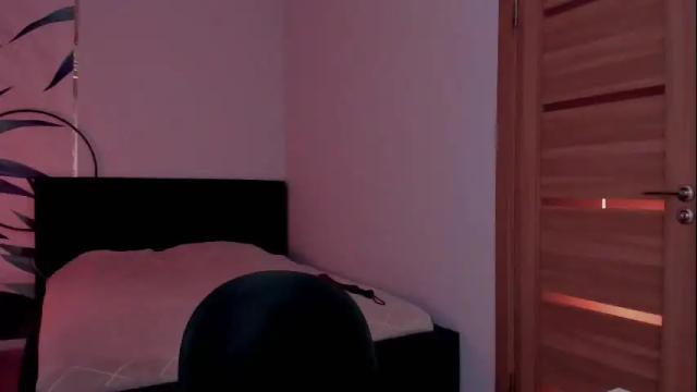 Image 11 of mistress_mialibra Stream on Chaturbate on 4 months ago