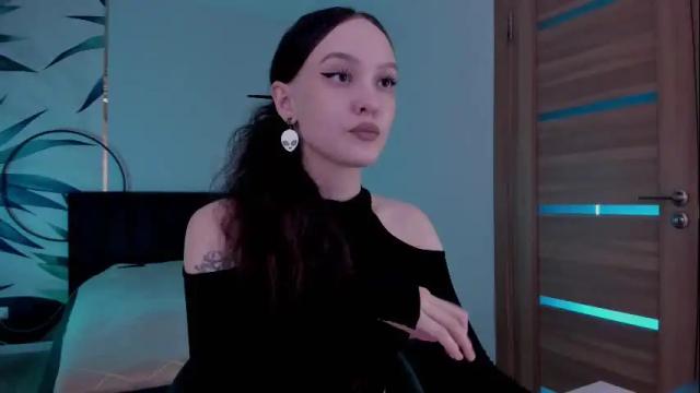 Image 12 of mistress_mialibra Stream on Chaturbate on 3 months ago