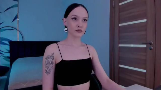Image 3 of mistress_mialibra Stream on Chaturbate on 2 months ago
