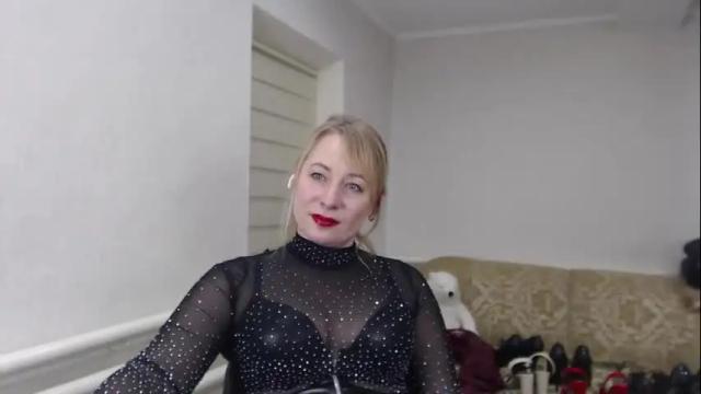 Image 8 of mistress_milfa Stream on Chaturbate on 15 months ago