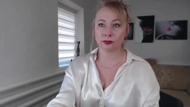 Image 2 of mistress_milfa Stream on Chaturbate on 13 months ago