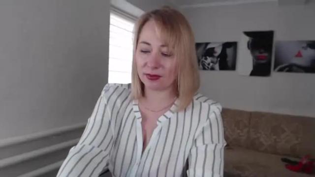Image 7 of mistress_milfa Stream on Chaturbate on 13 months ago