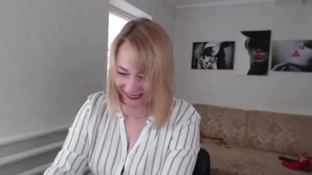 Image 8 of mistress_milfa Stream on Chaturbate on 13 months ago