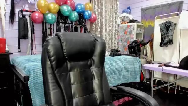 Thumbnail 3, mistress_priest's Stream at Chaturbate, 20 months ago