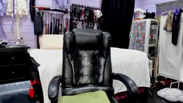 Image 11 of mistress_priest Stream on Chaturbate on 18 months ago