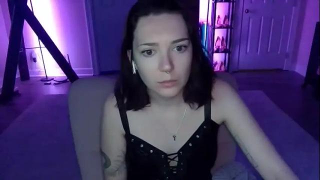 Image 6 of mistressjuniper Stream on Chaturbate on 6 months ago