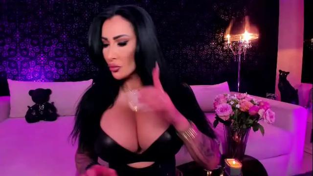 Image 2 of mistresskennya Stream on Chaturbate on 1 month ago