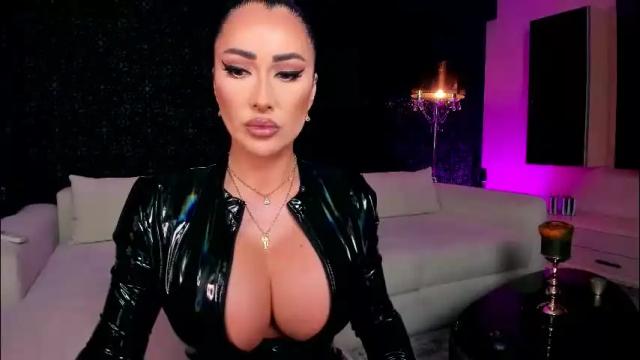 Image 3 of mistresskennya Stream on Chaturbate on 3 months ago