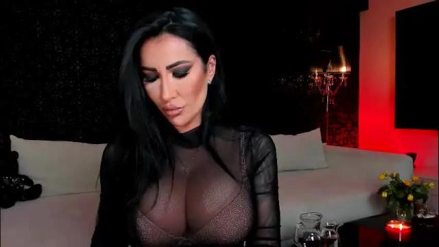 Image 10 of mistresskennya Stream on Chaturbate on 2 months ago