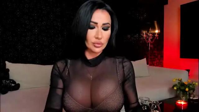 Image 2 of mistresskennya Stream on Chaturbate on 2 months ago