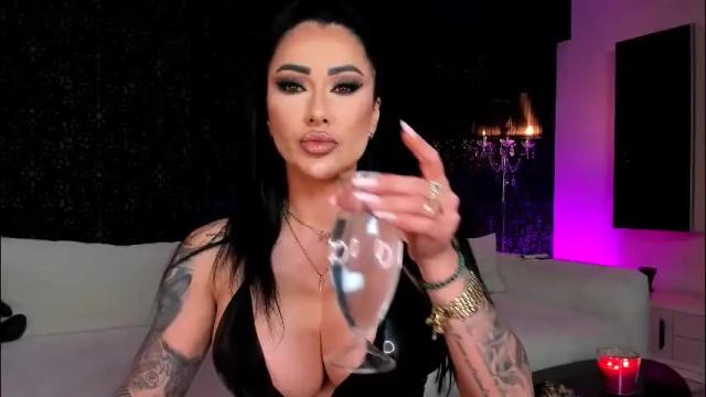 Thumbnail 1, mistresskennya's Stream at Chaturbate, 2 months ago