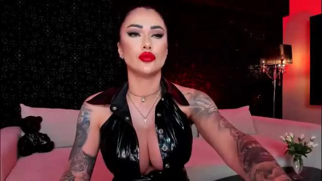 Image 11 of mistresskennya Stream on Chaturbate on 2 months ago