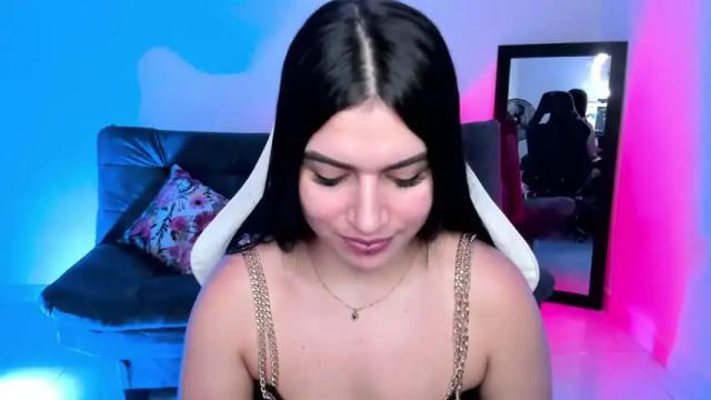 Image 4 of mistressmeredith Stream on Chaturbate on 12 months ago