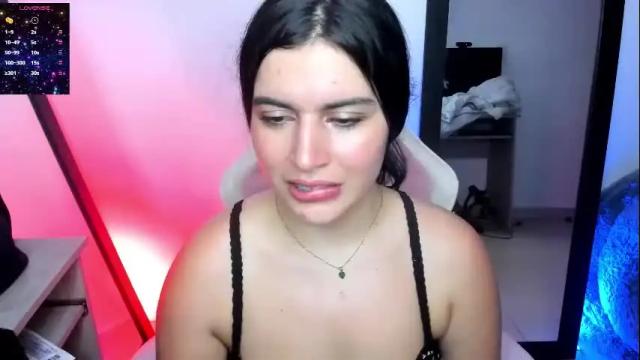 Image 2 of mistressmeredith Stream on Chaturbate on 1 month ago