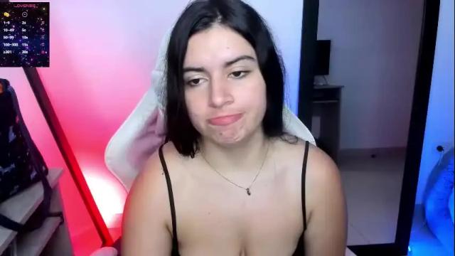Image 11 of mistressmeredith Stream on Chaturbate on 1 month ago