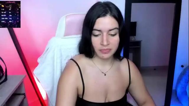 Image 2 of mistressmeredith Stream on Chaturbate on 1 month ago