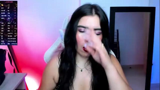 Image 8 of mistressmeredith Stream on Chaturbate on 12 days ago